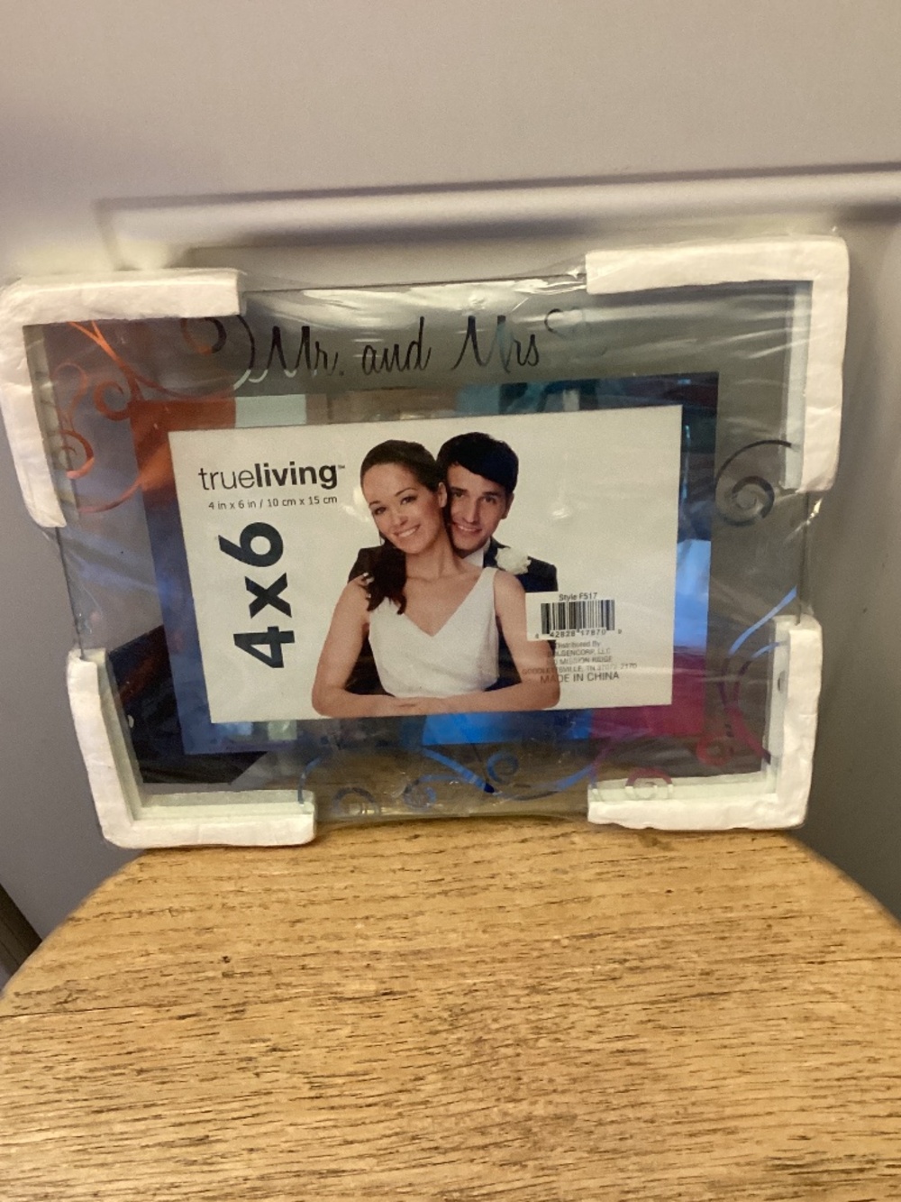 Mr. & Mrs. 4x6 Picture Frame